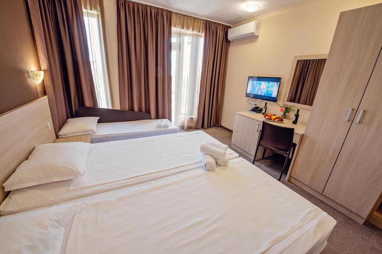 Hotel Santa Maria ออบซอร์ ภายนอก รูปภาพ