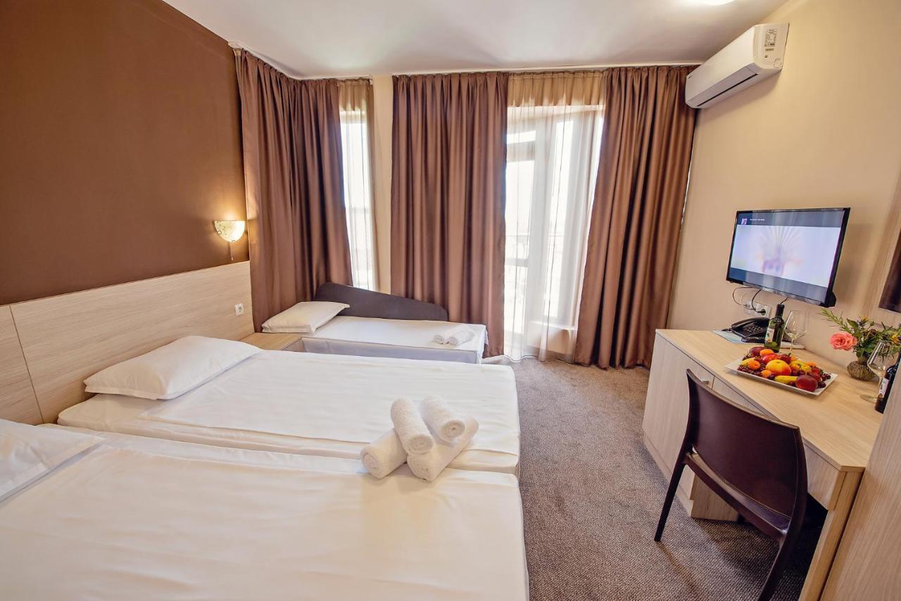 Hotel Santa Maria ออบซอร์ ภายนอก รูปภาพ