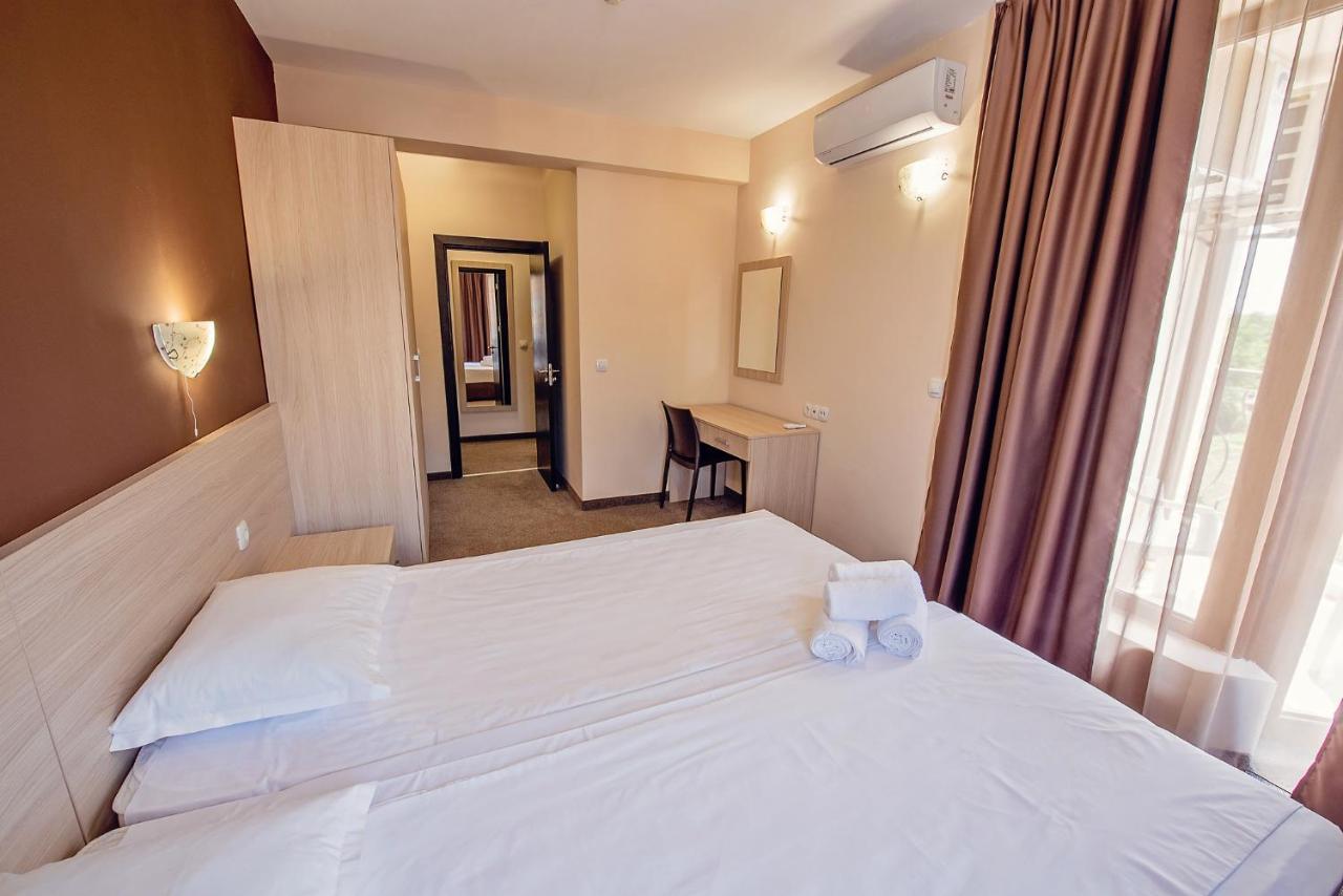 Hotel Santa Maria ออบซอร์ ภายนอก รูปภาพ