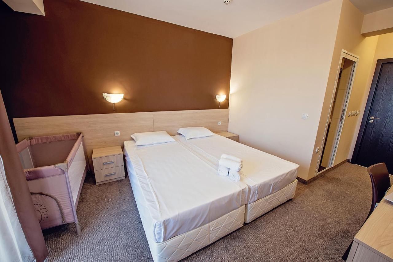 Hotel Santa Maria ออบซอร์ ภายนอก รูปภาพ