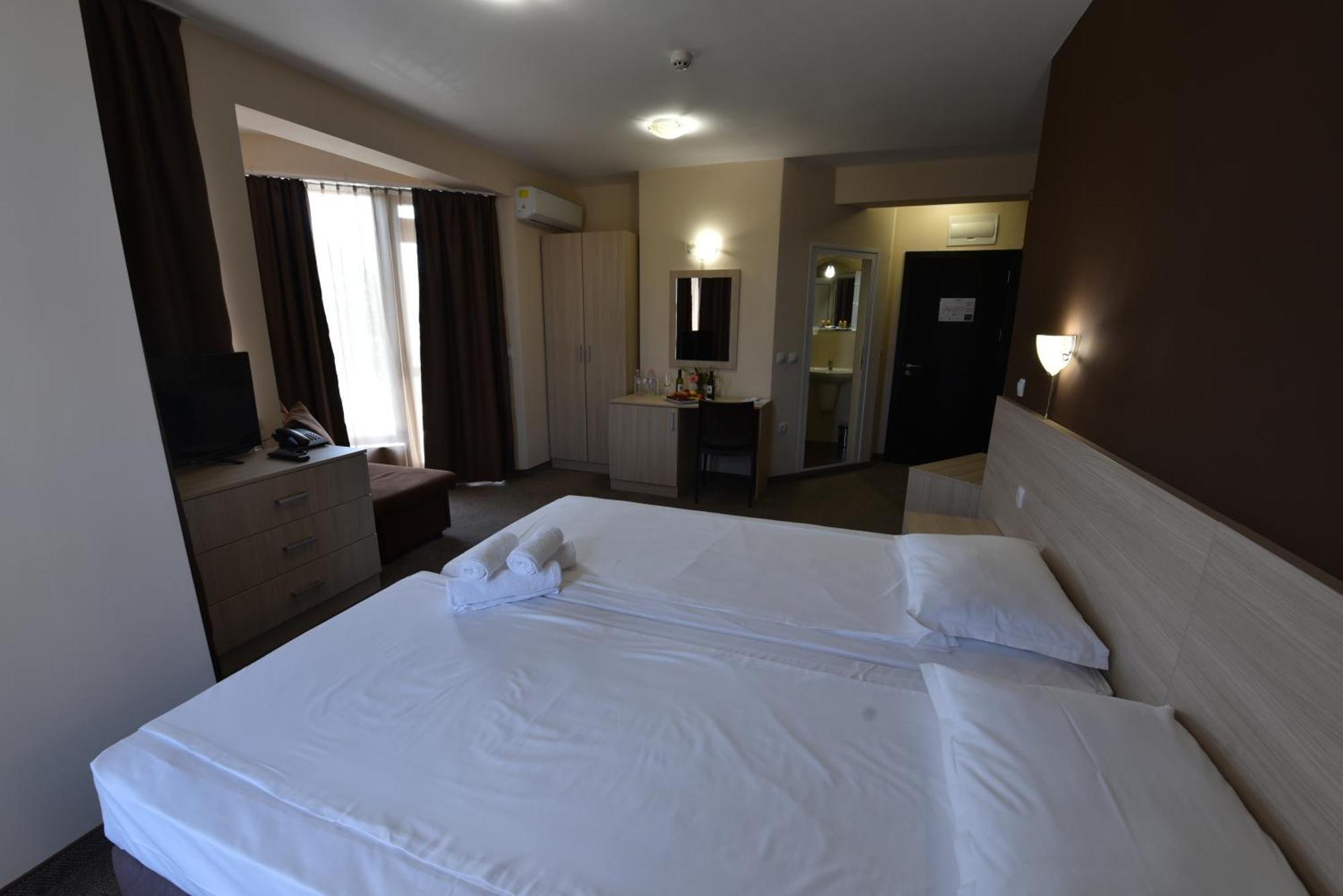 Hotel Santa Maria ออบซอร์ ภายนอก รูปภาพ